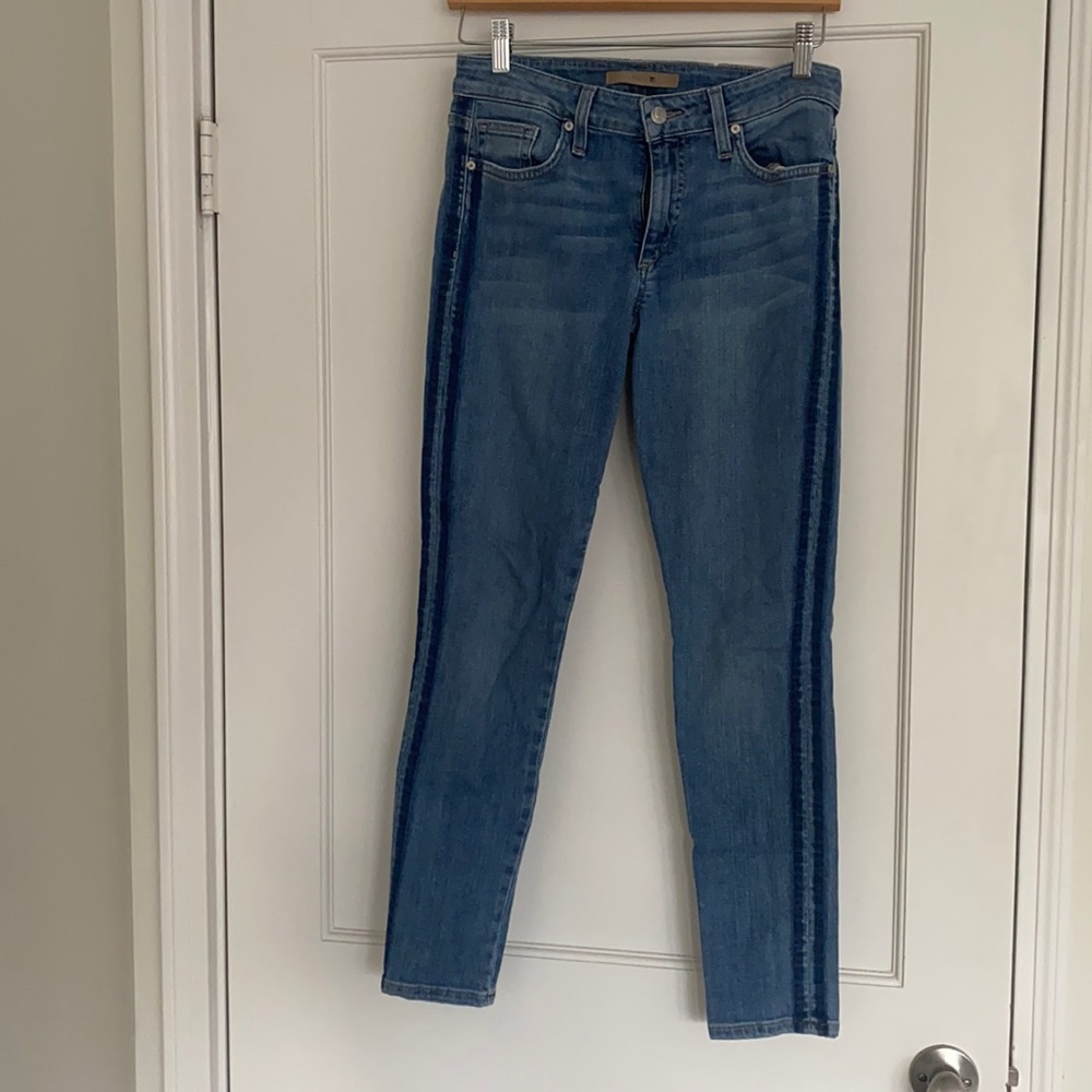 joes size 28 blue skinny jeans with dark blue stripes down. good condition